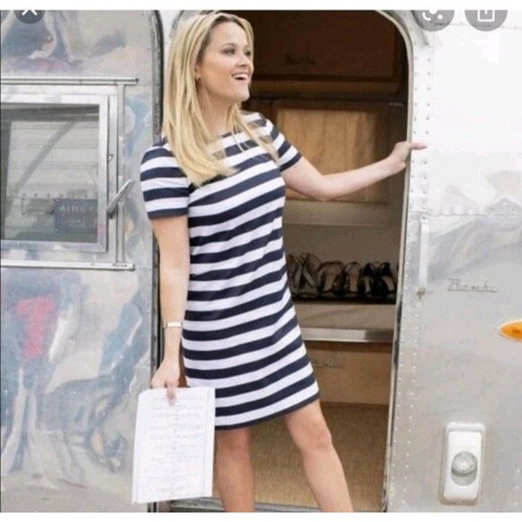 Draper James Size 6 Nassau Striped Mini Dress Blue White Nautical Stretch - Picture 4 of 9